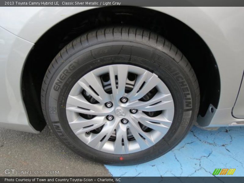 Classic Silver Metallic / Light Gray 2013 Toyota Camry Hybrid LE