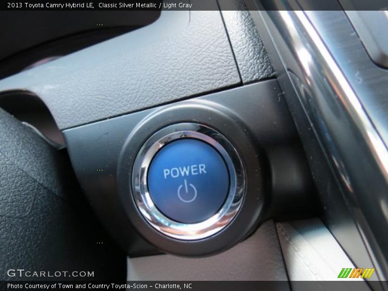 Classic Silver Metallic / Light Gray 2013 Toyota Camry Hybrid LE