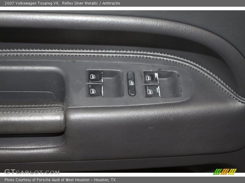 Reflex Silver Metallic / Anthracite 2007 Volkswagen Touareg V6