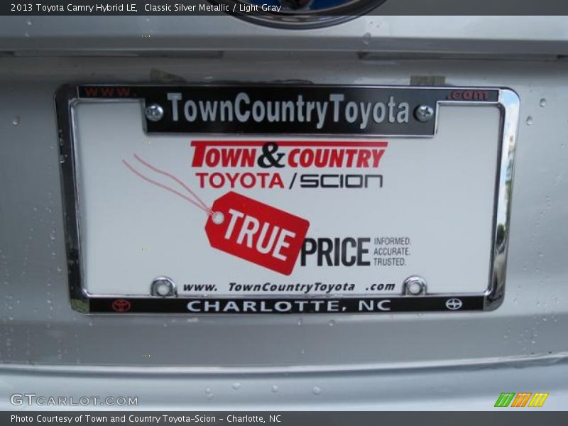 Classic Silver Metallic / Light Gray 2013 Toyota Camry Hybrid LE