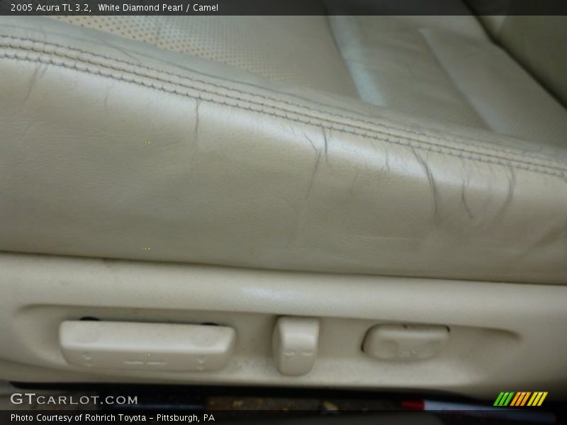 White Diamond Pearl / Camel 2005 Acura TL 3.2