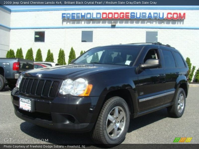 Brilliant Black Crystal Pearl / Medium Slate Gray/Dark Slate Gray 2009 Jeep Grand Cherokee Laredo 4x4