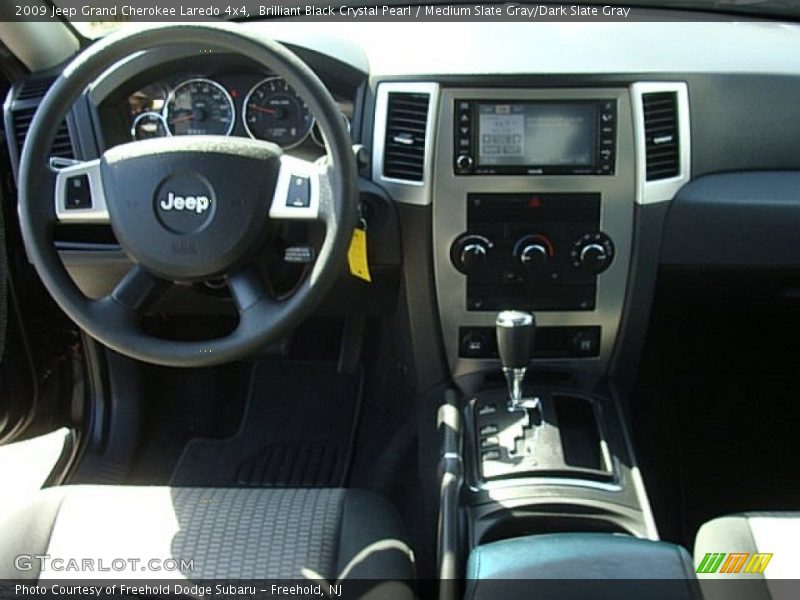 Brilliant Black Crystal Pearl / Medium Slate Gray/Dark Slate Gray 2009 Jeep Grand Cherokee Laredo 4x4