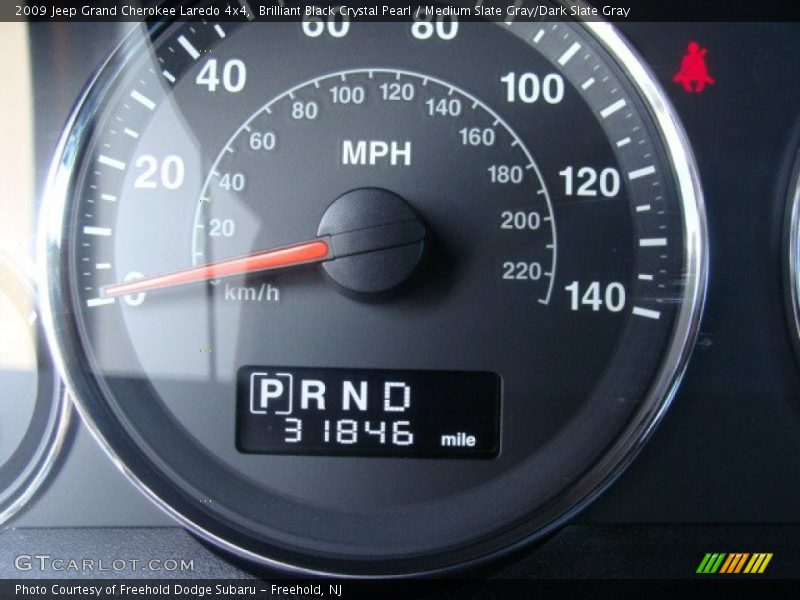 Brilliant Black Crystal Pearl / Medium Slate Gray/Dark Slate Gray 2009 Jeep Grand Cherokee Laredo 4x4