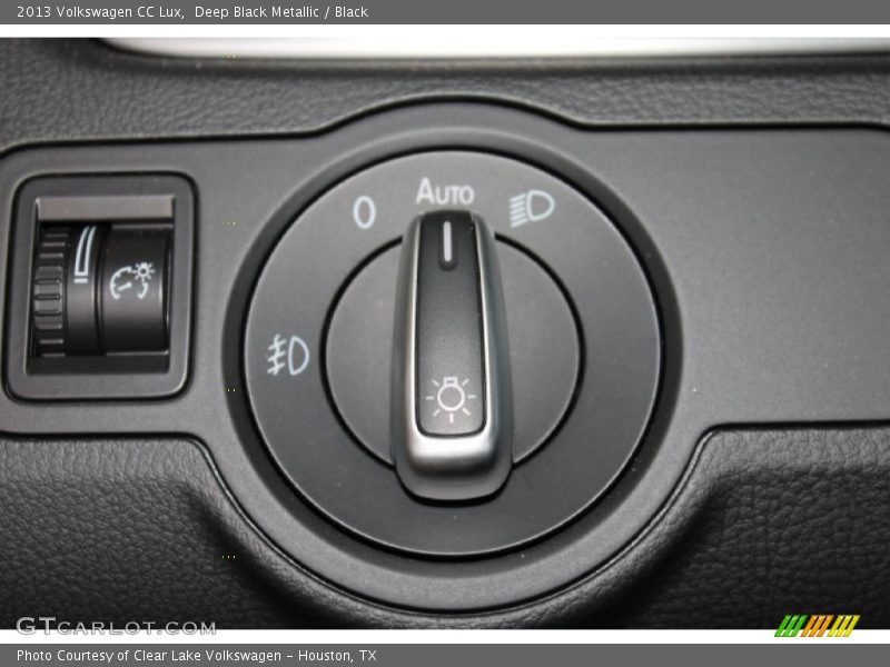 Deep Black Metallic / Black 2013 Volkswagen CC Lux
