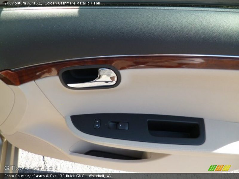 Golden Cashmere Metallic / Tan 2007 Saturn Aura XE
