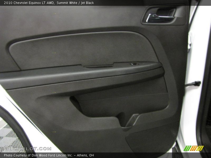 Summit White / Jet Black 2010 Chevrolet Equinox LT AWD