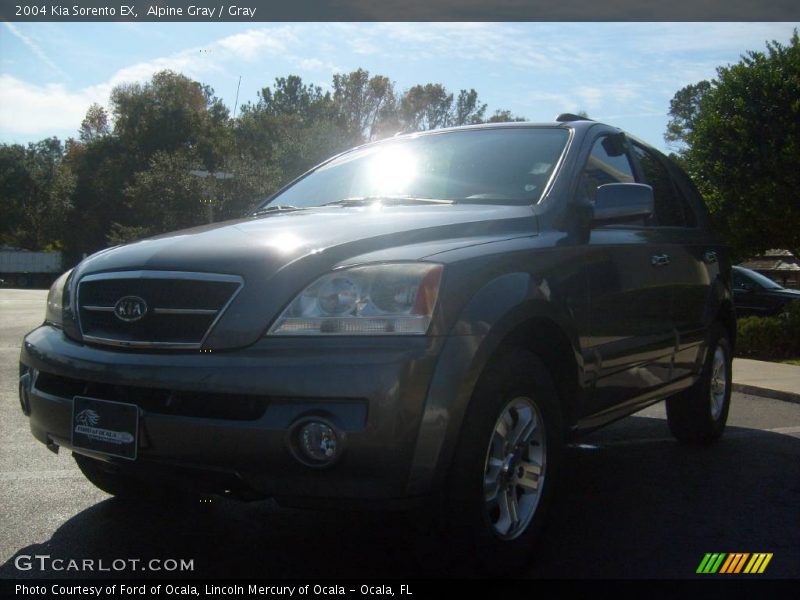 Alpine Gray / Gray 2004 Kia Sorento EX
