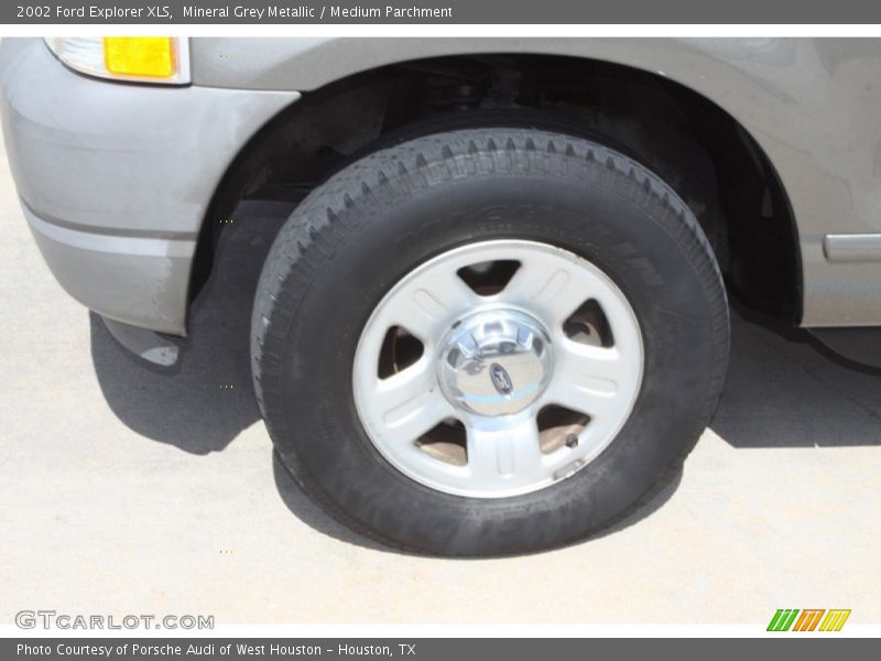Mineral Grey Metallic / Medium Parchment 2002 Ford Explorer XLS