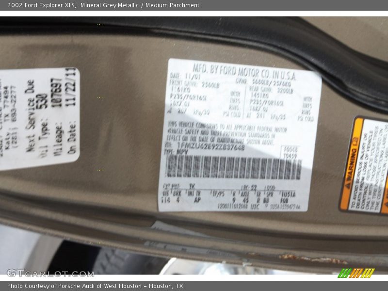 Mineral Grey Metallic / Medium Parchment 2002 Ford Explorer XLS