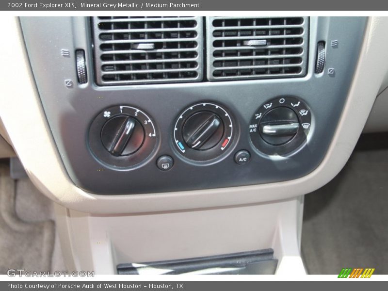 Mineral Grey Metallic / Medium Parchment 2002 Ford Explorer XLS