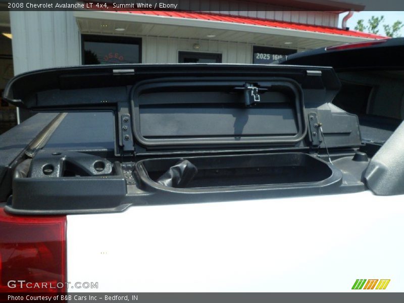 Summit White / Ebony 2008 Chevrolet Avalanche LT 4x4