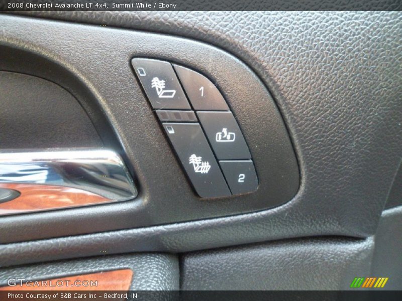 Summit White / Ebony 2008 Chevrolet Avalanche LT 4x4