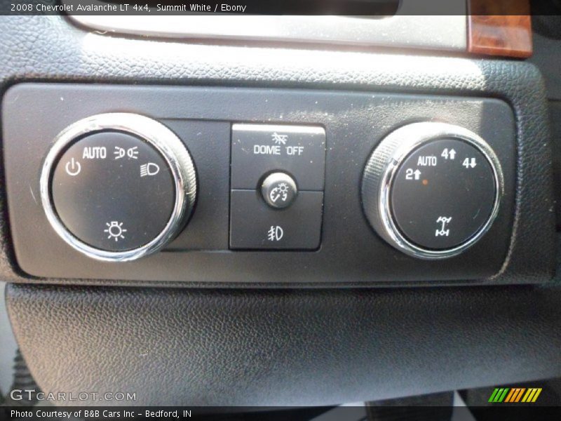 Summit White / Ebony 2008 Chevrolet Avalanche LT 4x4