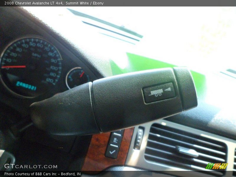 Summit White / Ebony 2008 Chevrolet Avalanche LT 4x4