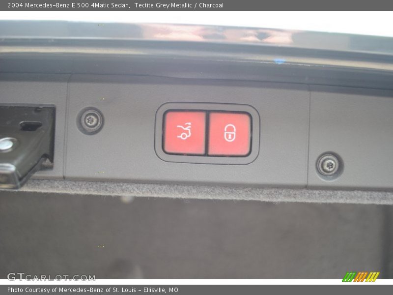 Tectite Grey Metallic / Charcoal 2004 Mercedes-Benz E 500 4Matic Sedan
