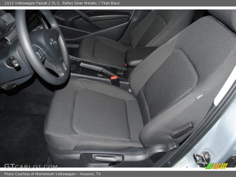 Reflex Silver Metallic / Titan Black 2013 Volkswagen Passat 2.5L S