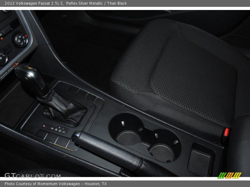 Reflex Silver Metallic / Titan Black 2013 Volkswagen Passat 2.5L S