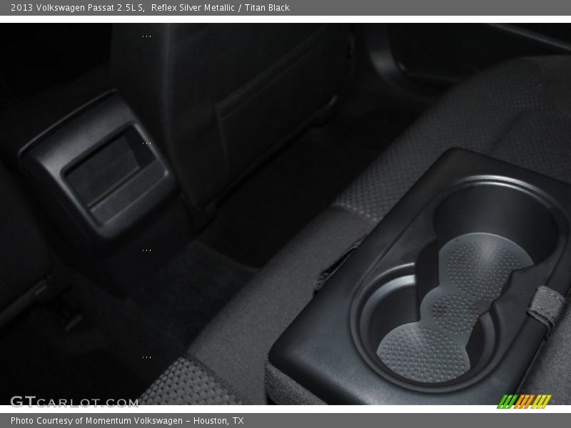 Reflex Silver Metallic / Titan Black 2013 Volkswagen Passat 2.5L S