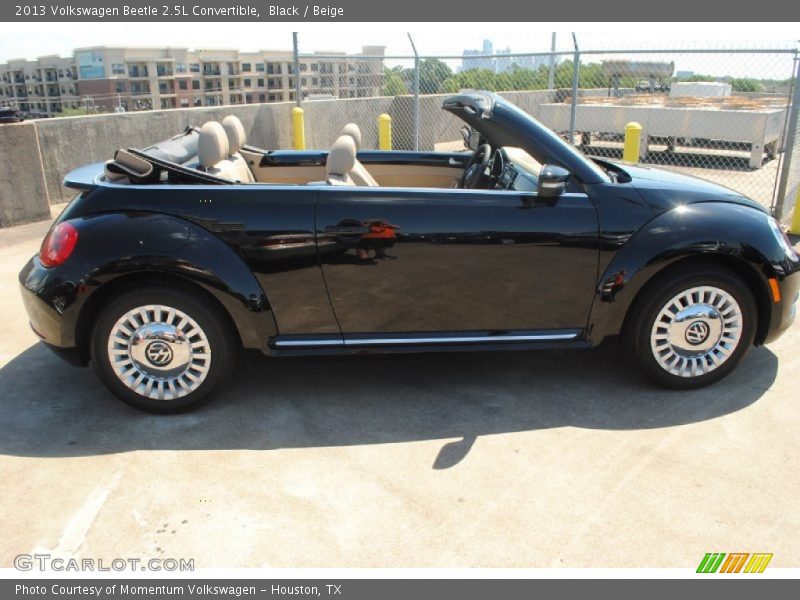 Black / Beige 2013 Volkswagen Beetle 2.5L Convertible