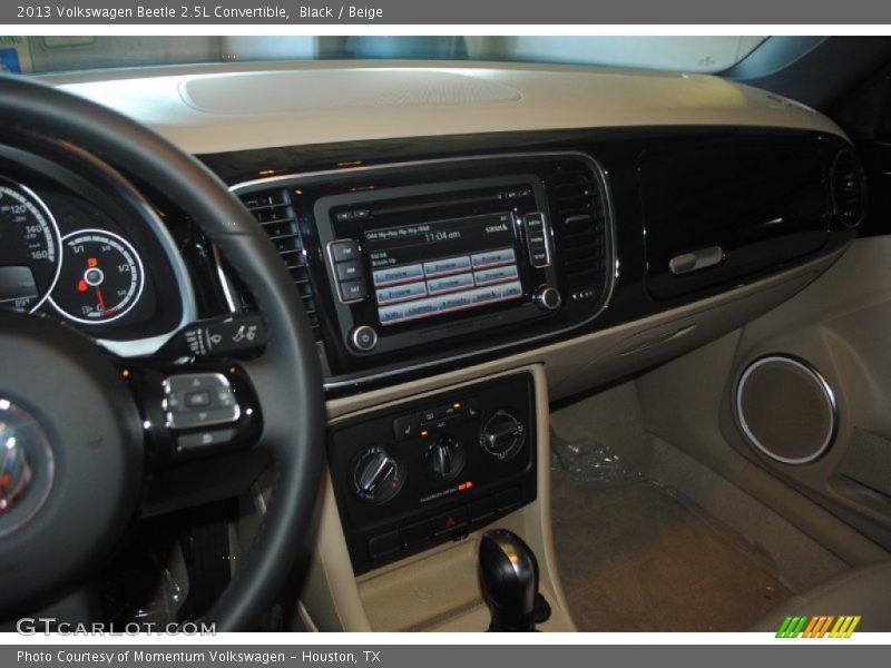 Black / Beige 2013 Volkswagen Beetle 2.5L Convertible