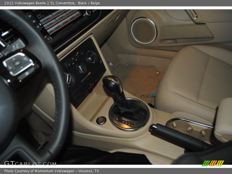 Black / Beige 2013 Volkswagen Beetle 2.5L Convertible