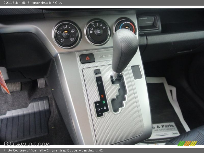 Stingray Metallic / Gray 2011 Scion xB