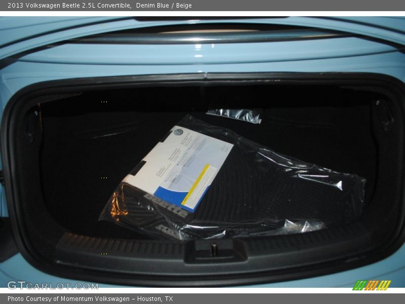 Denim Blue / Beige 2013 Volkswagen Beetle 2.5L Convertible