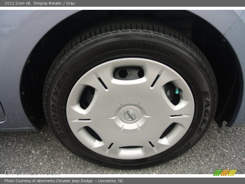 Stingray Metallic / Gray 2011 Scion xB