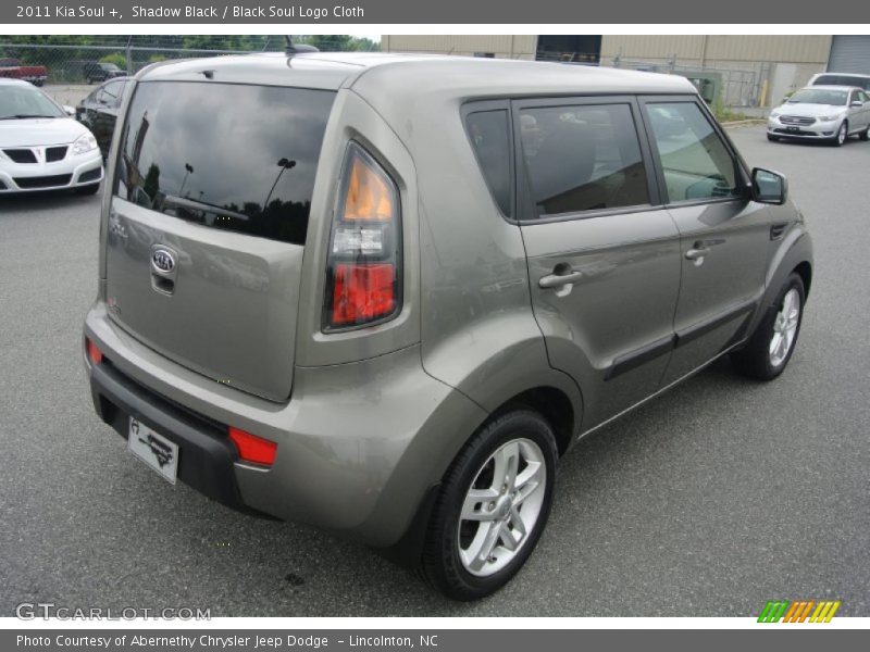Shadow Black / Black Soul Logo Cloth 2011 Kia Soul +