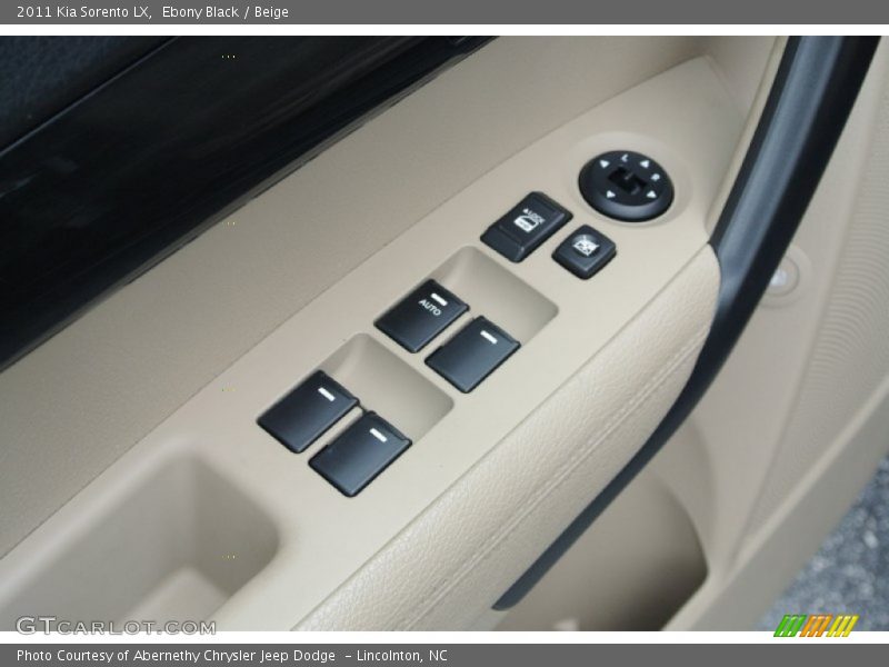 Ebony Black / Beige 2011 Kia Sorento LX