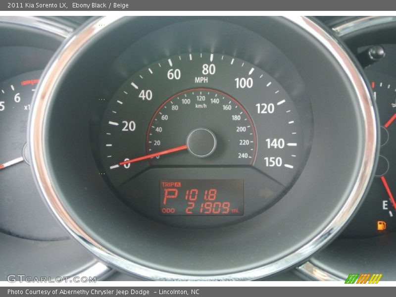 Ebony Black / Beige 2011 Kia Sorento LX