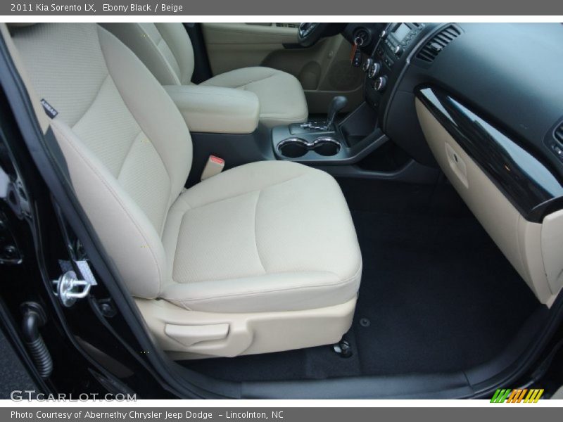 Ebony Black / Beige 2011 Kia Sorento LX