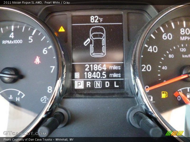 Pearl White / Gray 2011 Nissan Rogue SL AWD