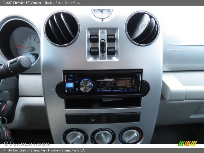 Black / Pastel Slate Gray 2007 Chrysler PT Cruiser
