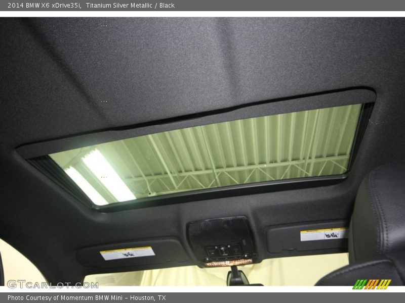 Sunroof of 2014 X6 xDrive35i