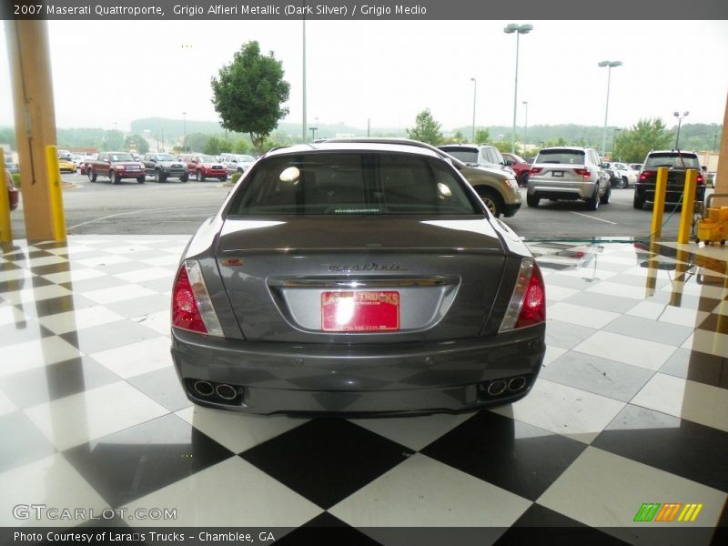 Grigio Alfieri Metallic (Dark Silver) / Grigio Medio 2007 Maserati Quattroporte