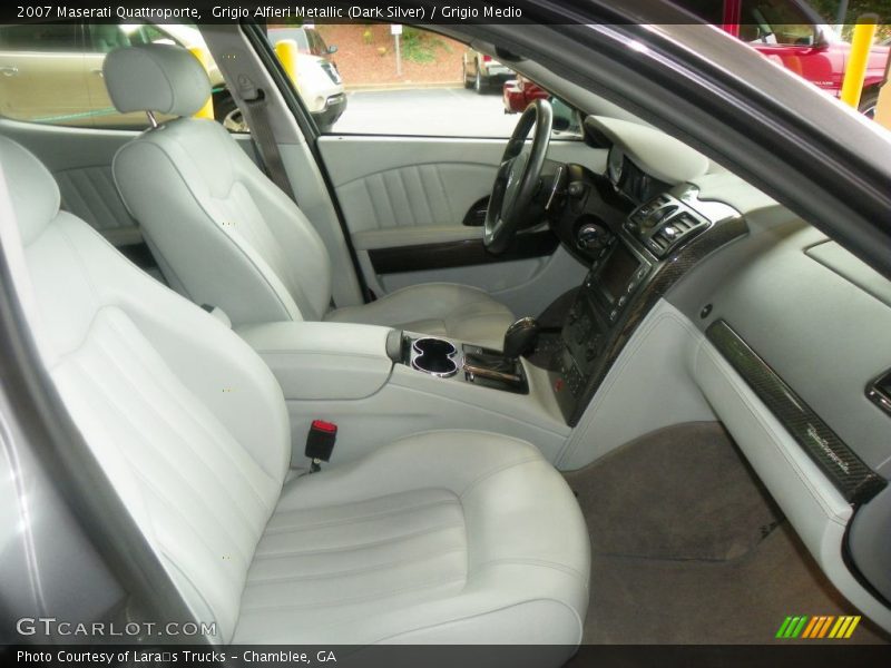 Grigio Alfieri Metallic (Dark Silver) / Grigio Medio 2007 Maserati Quattroporte