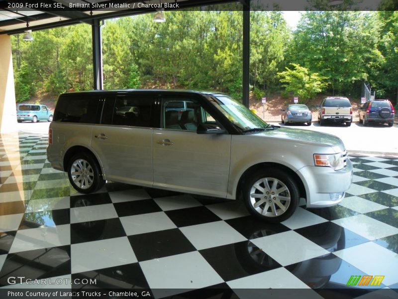 Brilliant Silver Metallic / Charcoal Black 2009 Ford Flex SEL