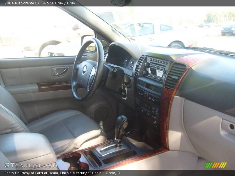 Alpine Gray / Gray 2004 Kia Sorento EX