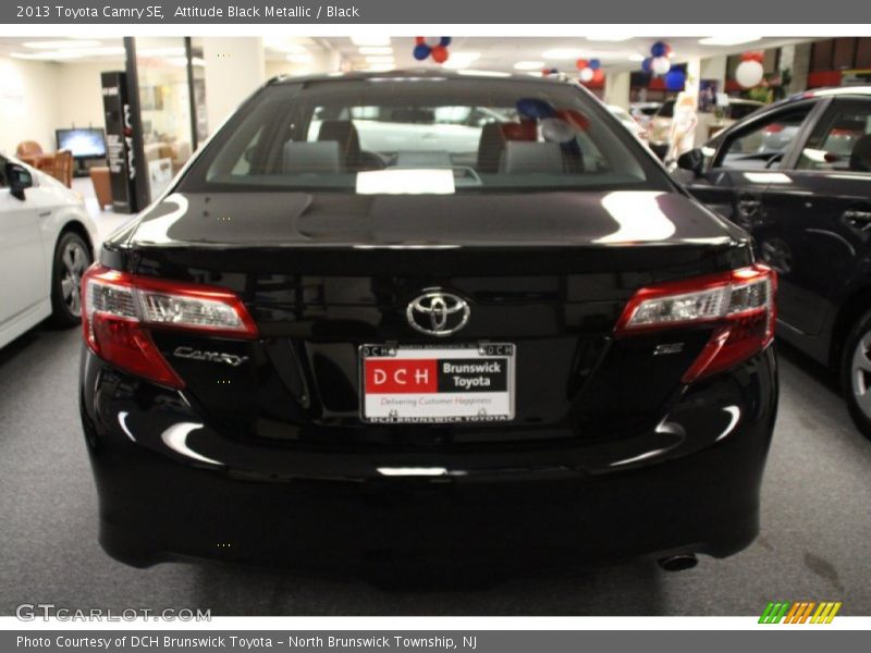 Attitude Black Metallic / Black 2013 Toyota Camry SE