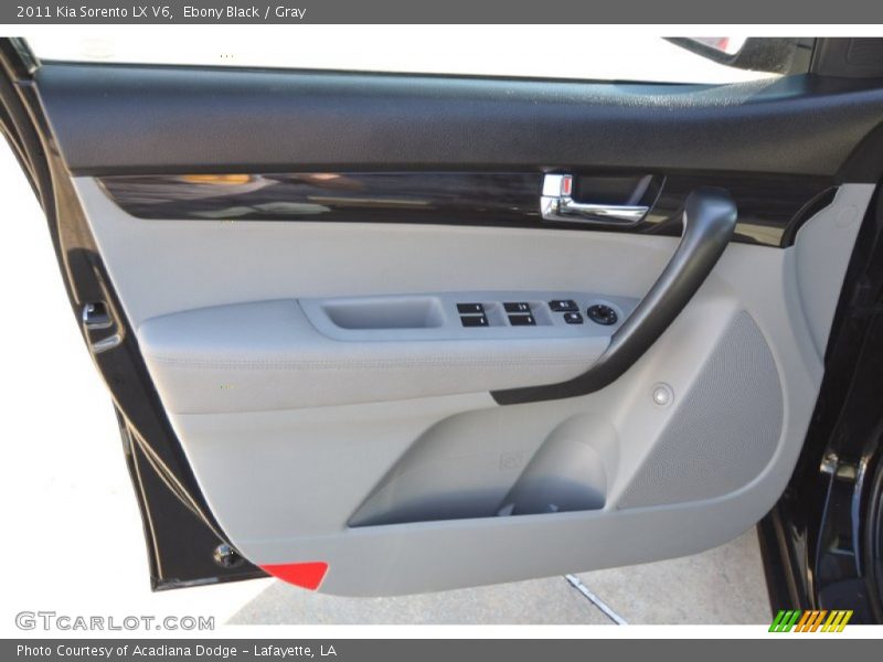 Ebony Black / Gray 2011 Kia Sorento LX V6