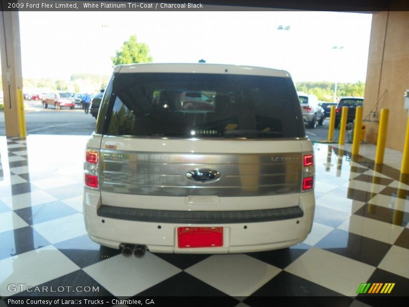White Platinum Tri-Coat / Charcoal Black 2009 Ford Flex Limited