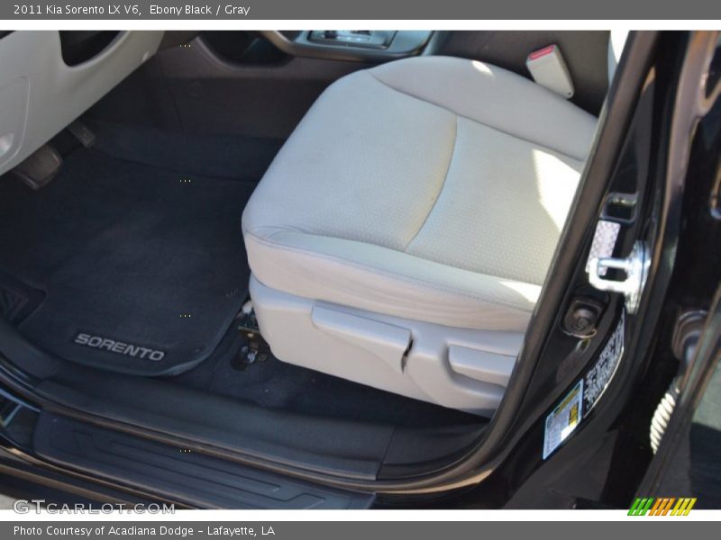 Ebony Black / Gray 2011 Kia Sorento LX V6