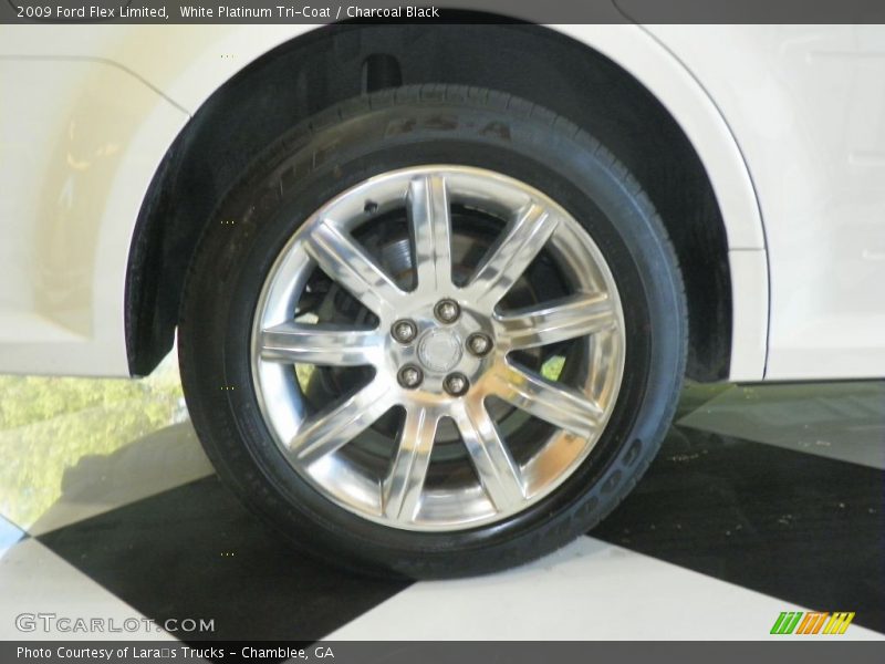 White Platinum Tri-Coat / Charcoal Black 2009 Ford Flex Limited