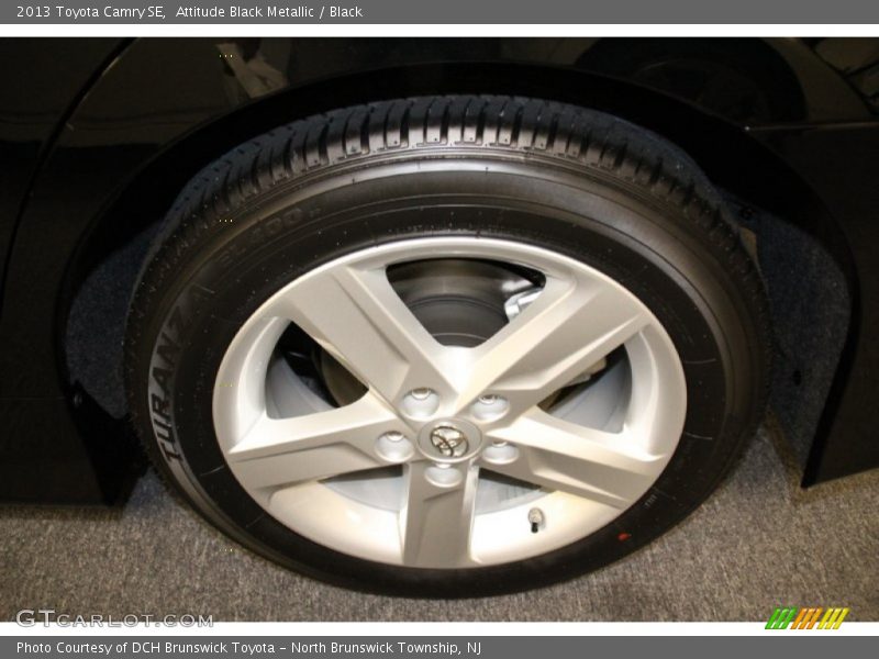 Attitude Black Metallic / Black 2013 Toyota Camry SE