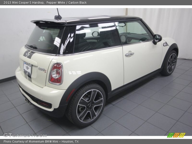 Pepper White / Carbon Black 2013 Mini Cooper S Hardtop