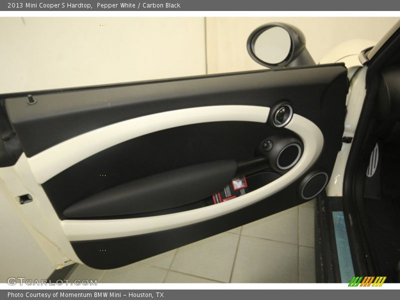 Pepper White / Carbon Black 2013 Mini Cooper S Hardtop