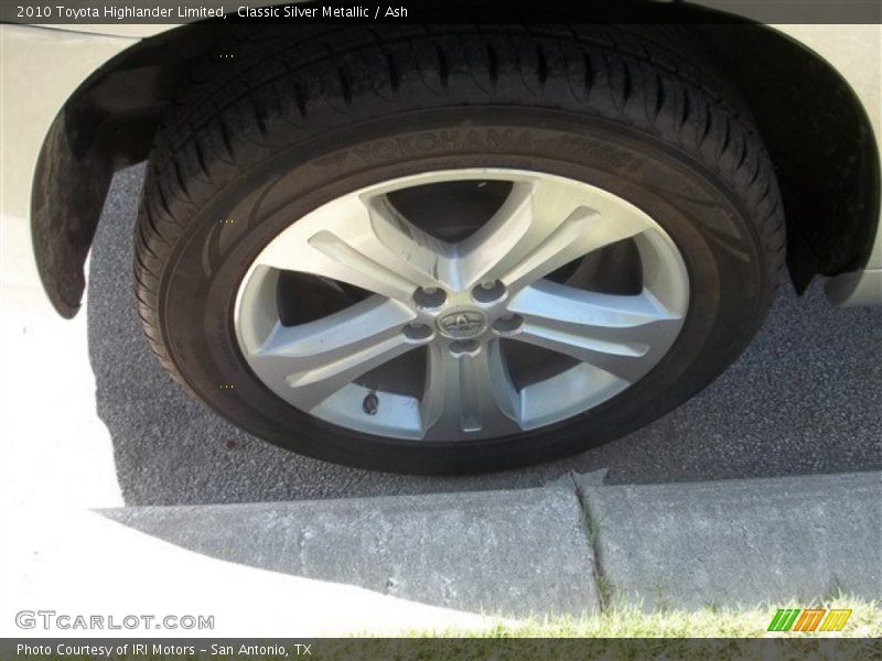 Classic Silver Metallic / Ash 2010 Toyota Highlander Limited