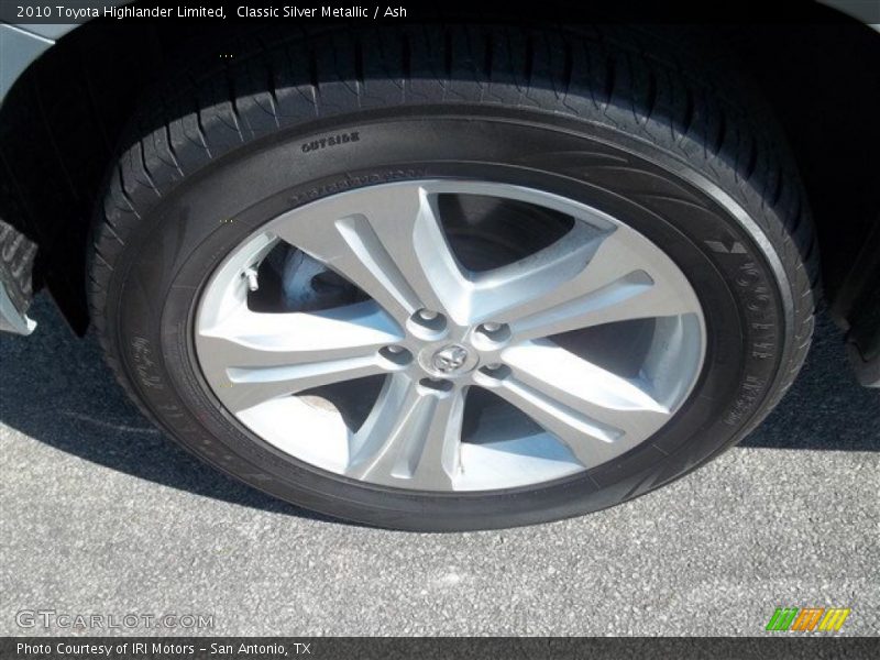 Classic Silver Metallic / Ash 2010 Toyota Highlander Limited